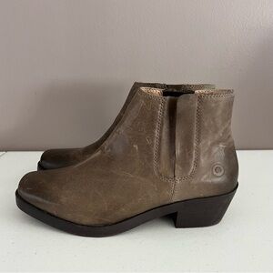 BOGS Gretchen Chelsea Boots Women 7 Brown Leather Waterproof Ankle Booties